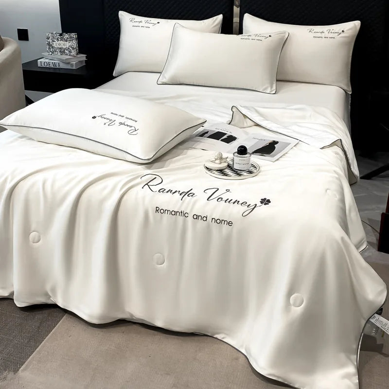 100% Washed Silk Summer Quilt Embroidery Smooth Ice Cooling Comforter for Bed Silky Solid Blanket Soft Cool Summer Blanket