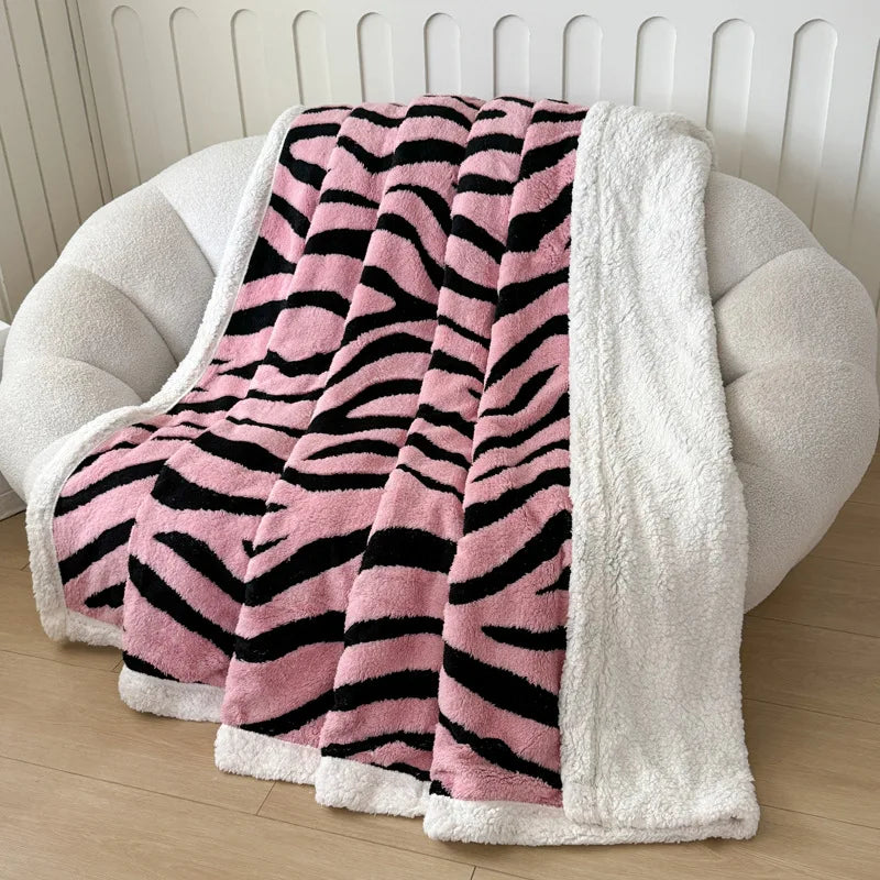 Double Layered Zebra Patterned Jacquard Blanket Skin Friendly Taffeta Velvet Blanket for Office Nap Super Soft A-Class Bed Decor