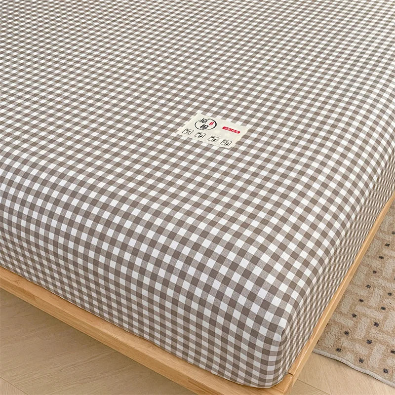 Plaid Style Fitted Sheet Skin-friendly Bed Cover Elastic Bedsheet for Girls Boys Room couvre lit Home Bed Linen(No Pillowcase)