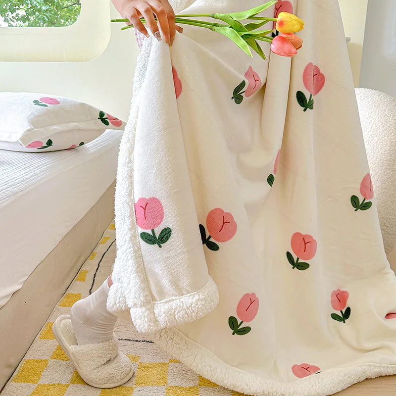 Winter Cartoon Printed Lamb Wool Blanket Thick and Warm Coral Fleece Blanket for Office Napping Fluffy Soft Plush Bedspread