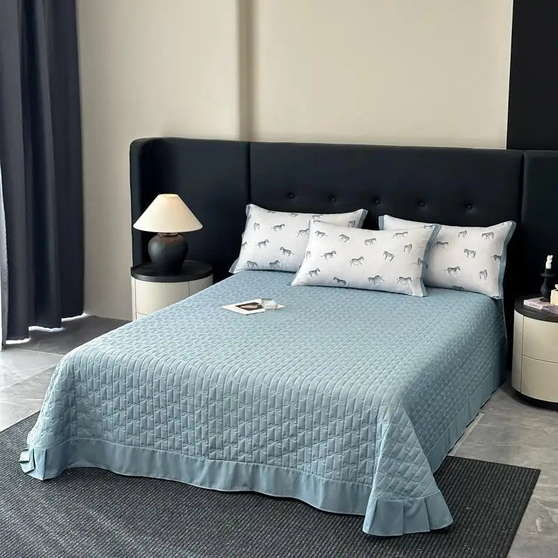 4Pcs Ice Soft Silk Summer Quilt Set with Sheets Pillowcases, Washable Summer Cool Air Conditioner Thin Blanket Quilt